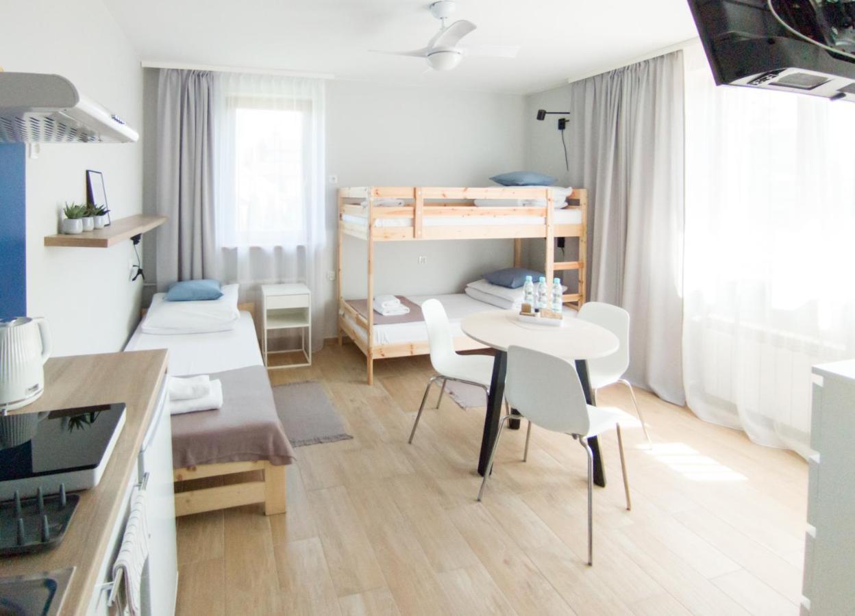 Apart Hostel S8 Blizne Jasinskiego 外观 照片