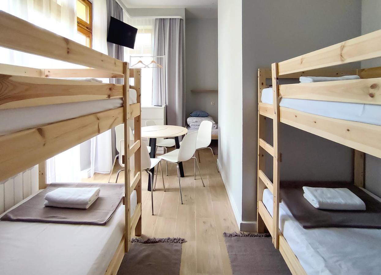 Apart Hostel S8 Blizne Jasinskiego 外观 照片