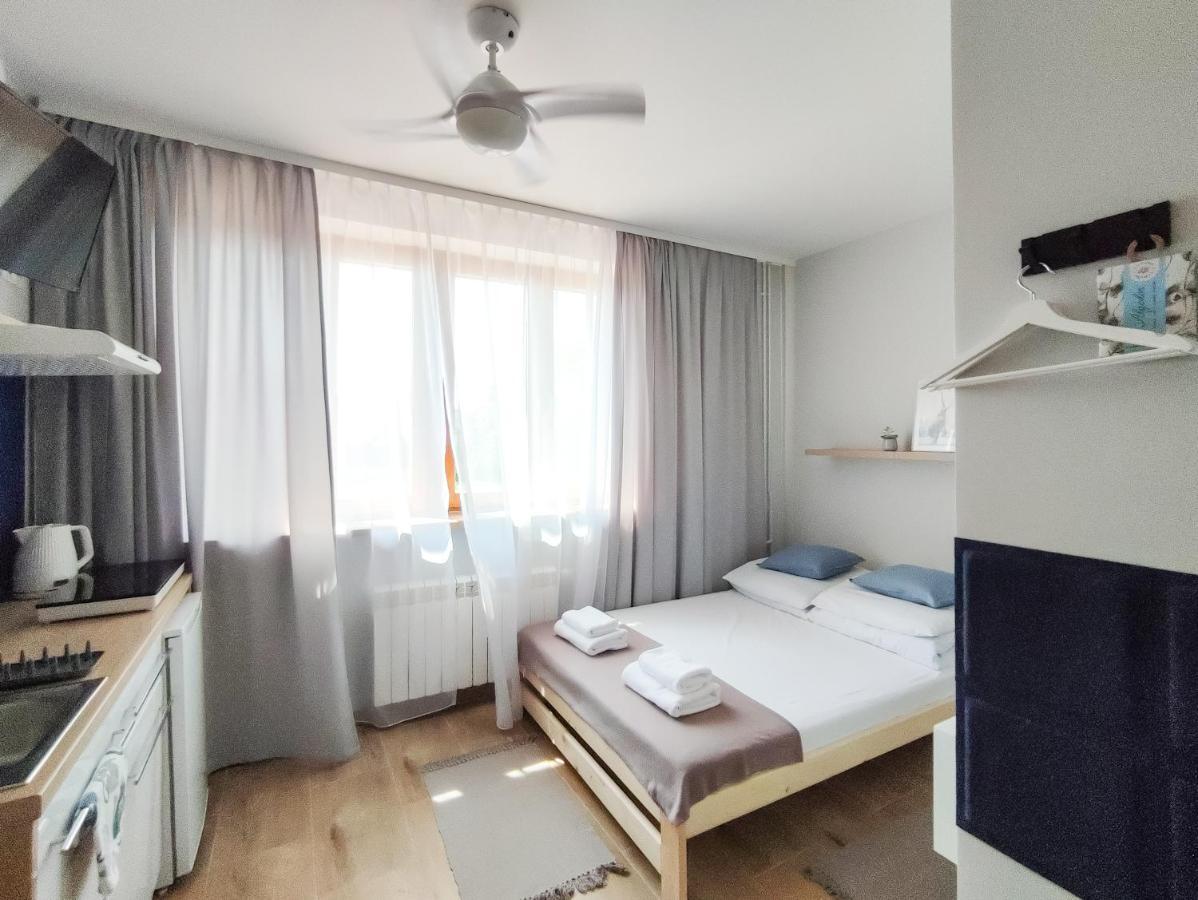 Apart Hostel S8 Blizne Jasinskiego 外观 照片