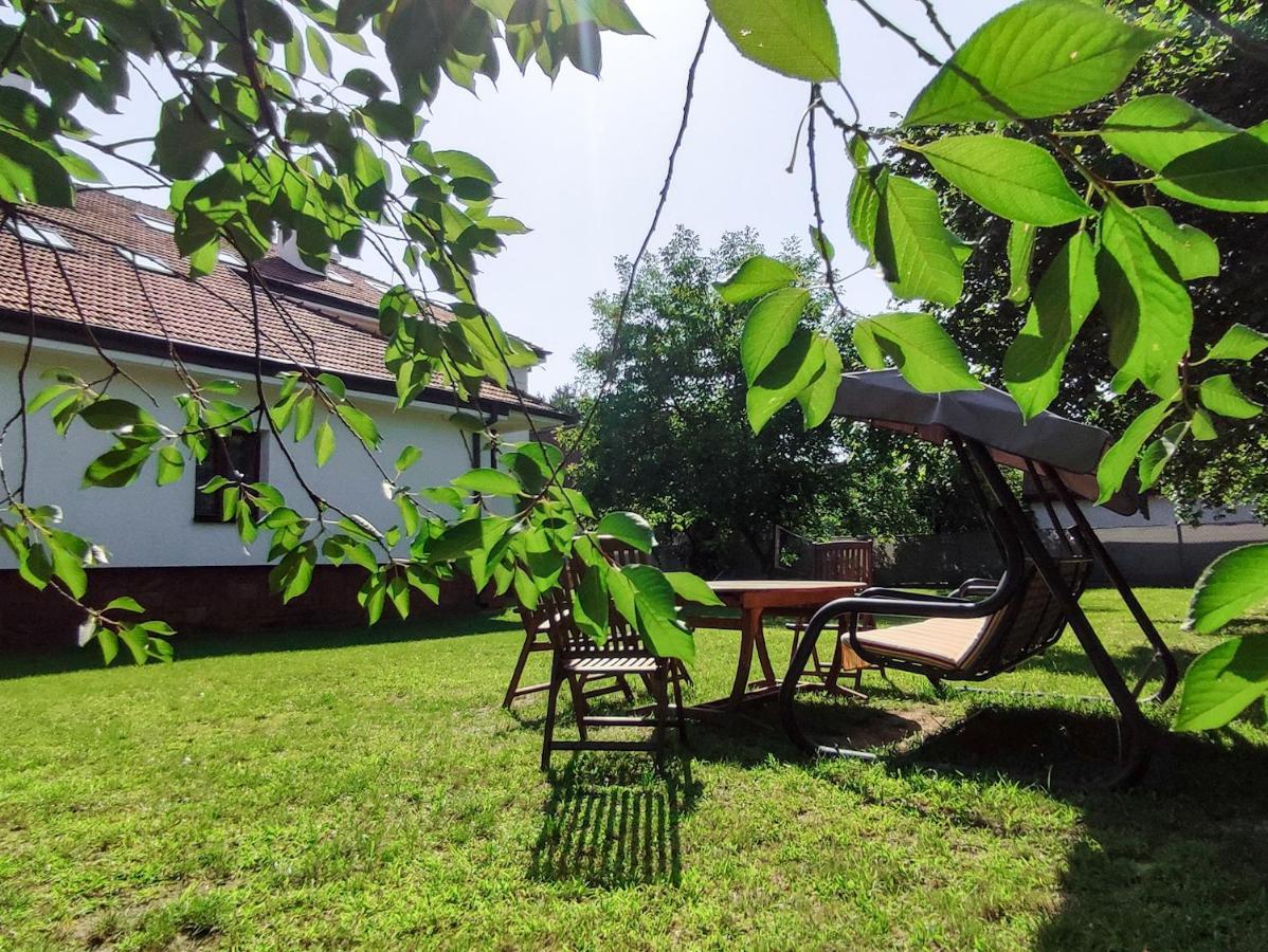 Apart Hostel S8 Blizne Jasinskiego 外观 照片
