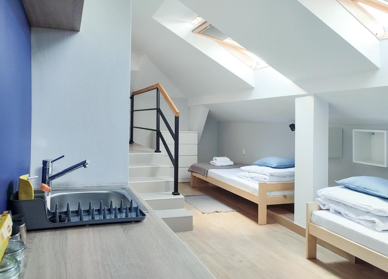 Apart Hostel S8 Blizne Jasinskiego 外观 照片