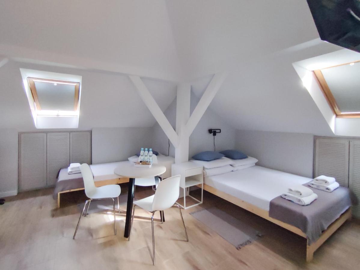 Apart Hostel S8 Blizne Jasinskiego 外观 照片