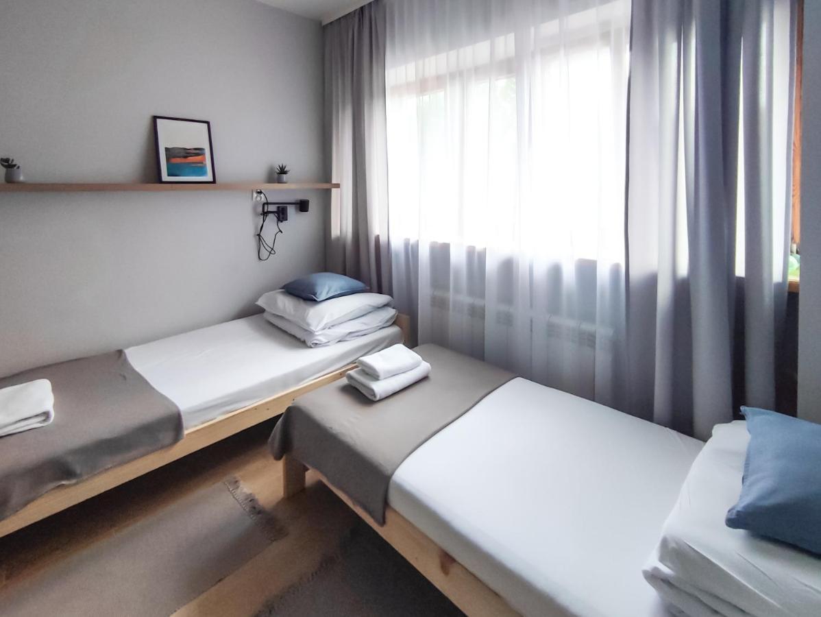Apart Hostel S8 Blizne Jasinskiego 外观 照片
